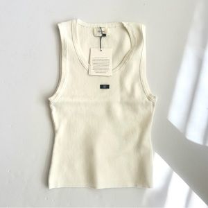 signature DISSH tank. Brand new with tags!